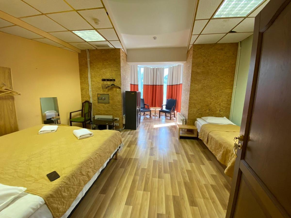 Majaka Hostel Tallinn Exteriör bild